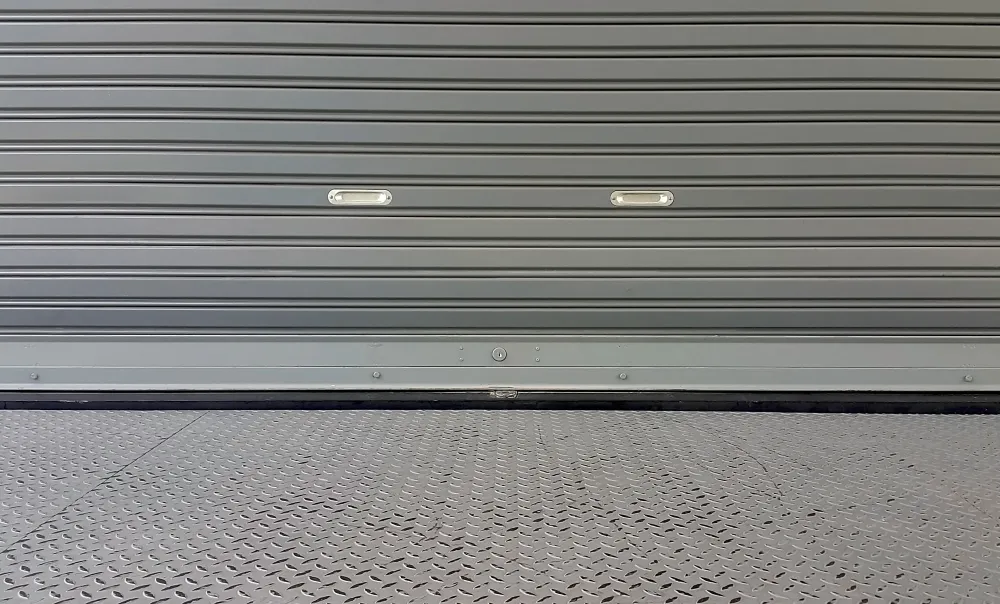 optez-pour-l-installation-de-rideaux-metalliques-avec-arg-sud